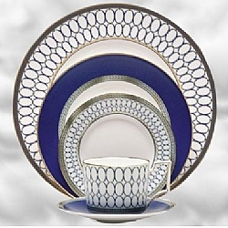 Wedgwood   Tabletop   Dinnerware - Wedgwood Renaissance Gold 5pc Place Setting