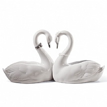 Lladro   Animals   Swans - Lladro Endless Love, Re-Deco 7049