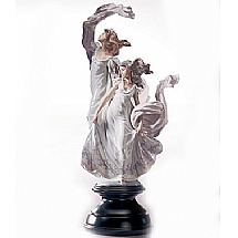 Lladro   Home Decor   Figurines - Lladro Allegory of Liberty 5819