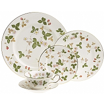 Wedgwood   Tabletop   Dinnerware - WEDGWOOD WILD STRAWBERRY 5 PIECE PLACE SETTING