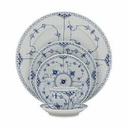 Royal Copenhagen   Tabletop   Dinnerware - Royal Copenhagen Blue Fluted Half Lace 5 piece place setting