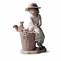 Lladro   Animals   Little Animals - Lladro  Hello, Little Squirrel! 6825